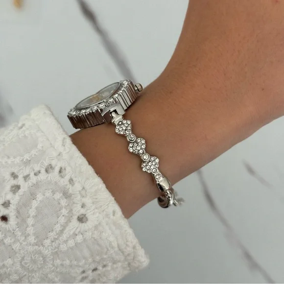 Retro Y2K Silver Heart-Shaped Women's Vintage Watch Bracelet Stainless steel - Picture 2 of 5